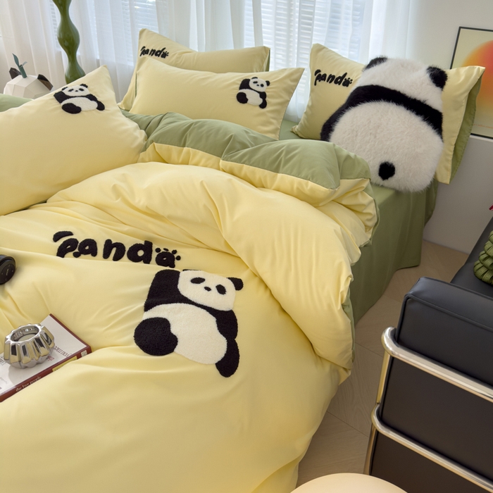 91家纺网 家纺一手货源 找家纺 曼谷家纺 年新款熊猫毛巾绣四件套柔软磨毛床上用品水洗棉套件 熊猫-芝士绿