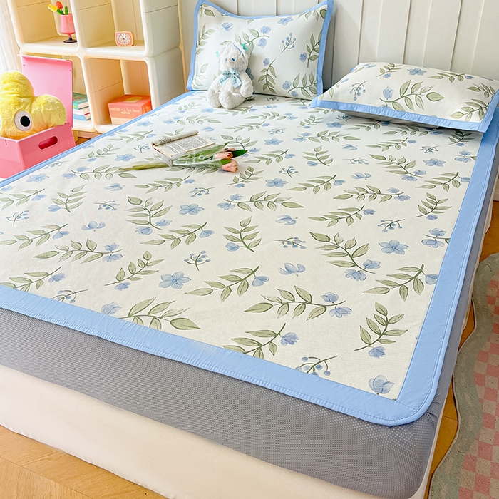 91家纺网 家纺一手货源 找家纺 安哆啦家纺 安哆啦家纺 2024新款A类冰藤印花凉席 森林来信-床笠款