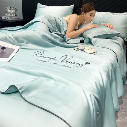 91家纺网 家纺一手货源 找家纺 （总）绘萱家居 2025爆款绣花水洗天丝夏被四件套水洗真丝夏被冰丝夏凉被空调被-梵宝