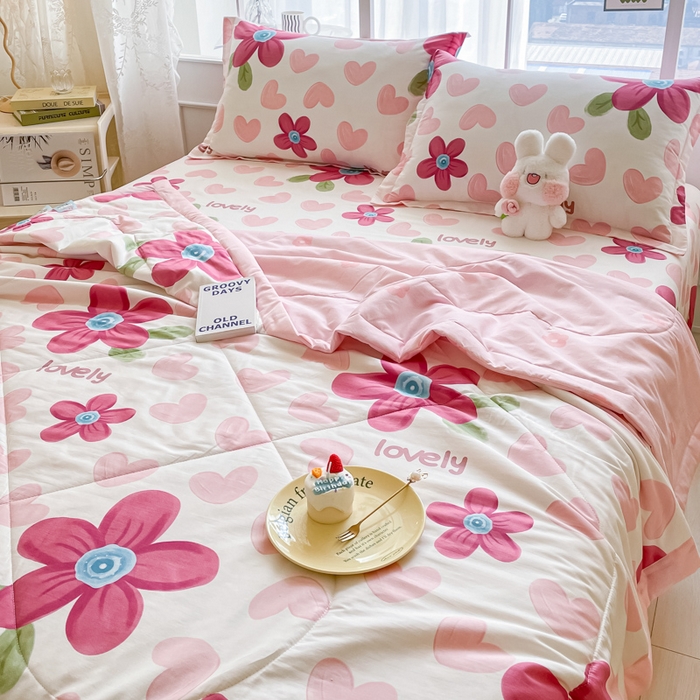 91家纺网 家纺一手货源 找家纺 菲梵家纺 2025春夏新品A类全棉喷气印花夏被 被子被芯 梦入花香