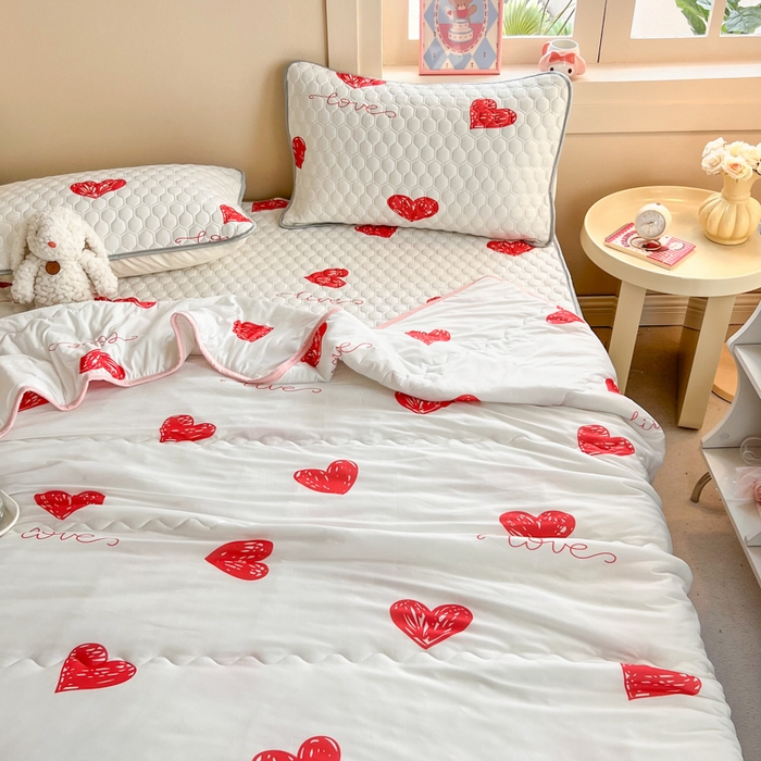 91家纺网 家纺一手货源 找家纺 简宜家居（朝初家纺） 2025新款凉感丝夏被 爱心