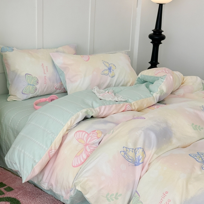 91家纺网 家纺一手货源 找家纺 昔可家纺 2024新款亲肤舒适晕染四件套--蝴蝶系列 晕染梦幻蝴蝶