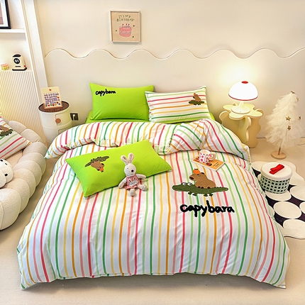 91家纺网 家纺一手货源 找家纺 其奥家纺 2025新款毛巾绣全棉四件套纯棉学生三件套-款式二 小快乐-彩条