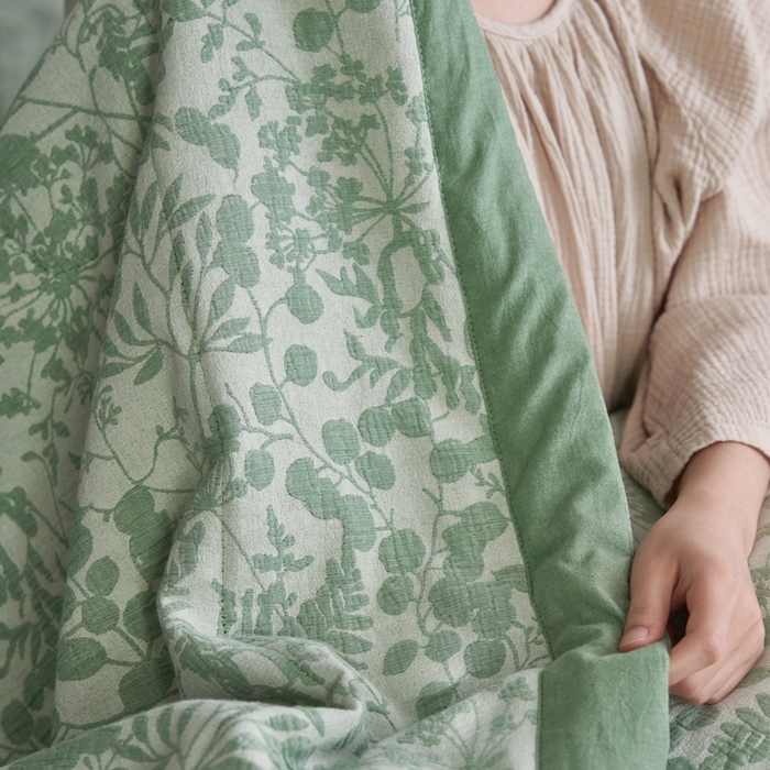 91家纺网 家纺一手货源 找家纺 安莱生活 2024新款高端双层纱栀子花色织大提花夏被及夏被四件套 栀子花-嫩绿