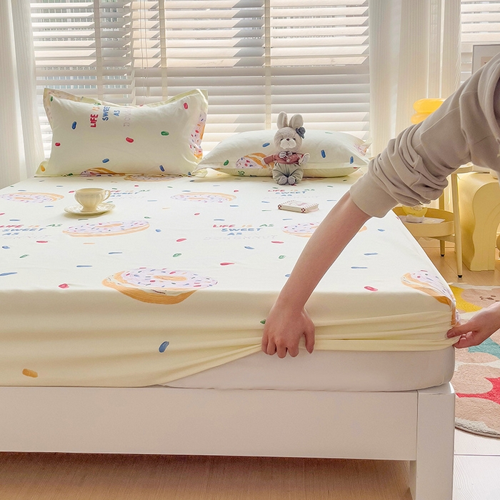 91家纺网 家纺一手货源 找家纺 楠沐家纺 2025新款亲肤印花芦荟棉水洗棉床笠系列 甜甜圈