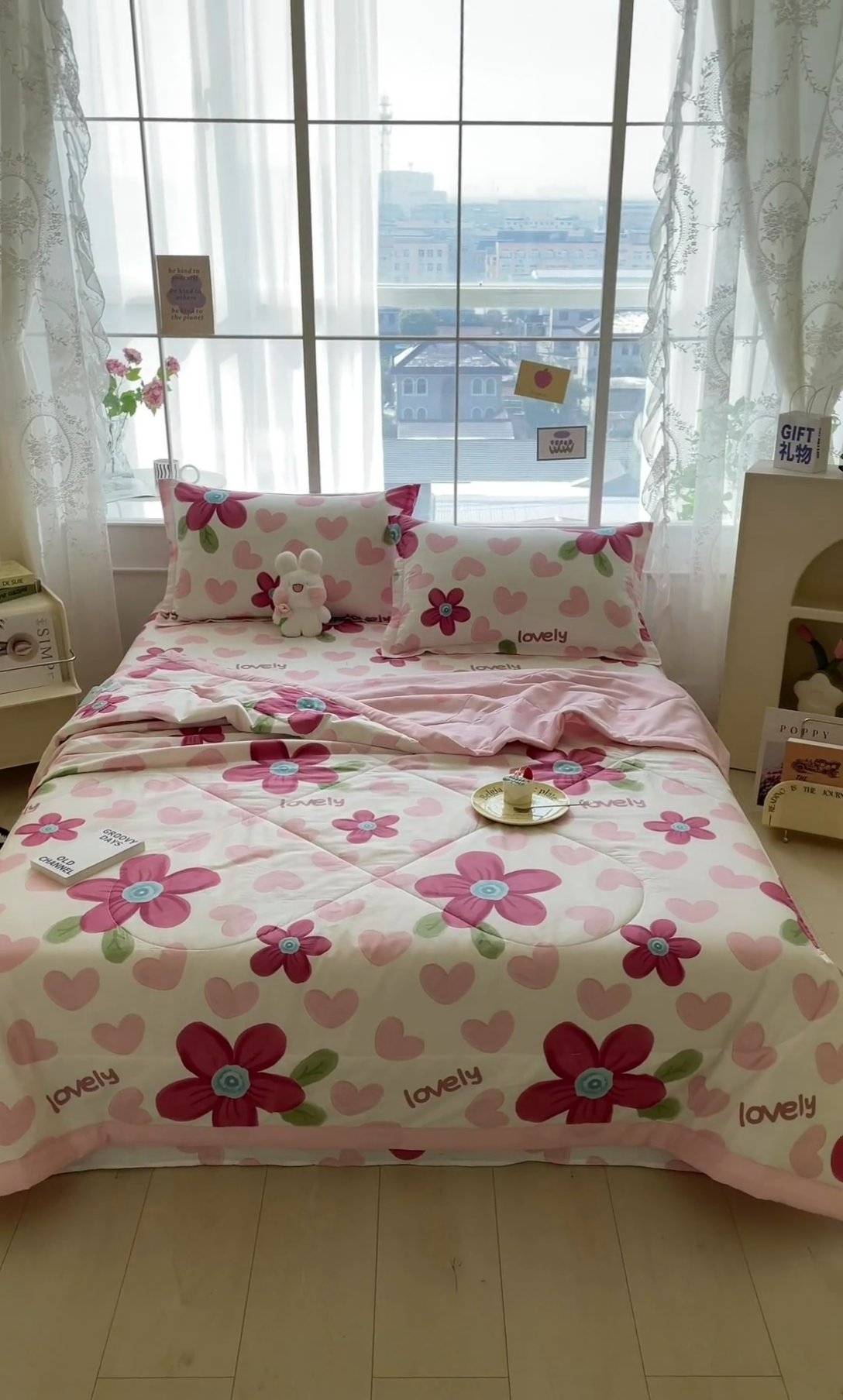 91家纺网 家纺一手货源 找家纺 菲梵家纺 2025春夏新品A类全棉喷气印花夏被 被子被芯 梦入花香