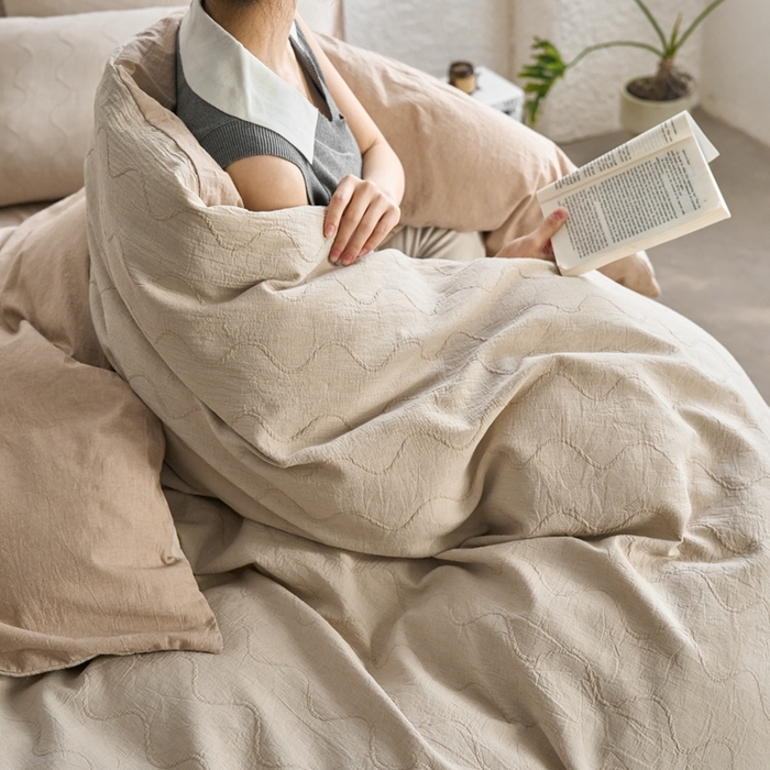 91家纺网 家纺一手货源 找家纺 （总）安莱生活 2025新款双层纱色织提花波浪系列四件套 竖纹波浪