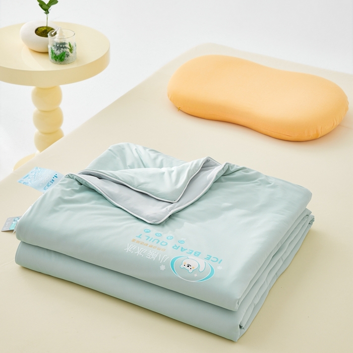 91家纺网 家纺一手货源 找家纺 （总）安莱生活 2024新款小熊冰冰双拼系列高定版即刻凉感夏被3.0升级版