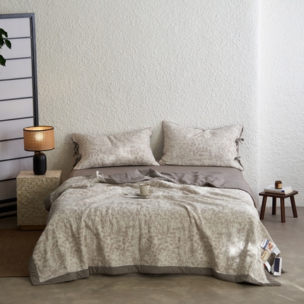 91家纺网 家纺一手货源 找家纺 （总）安莱生活 2024新款高端双层纱栀子花色织大提花夏被及夏被四件套