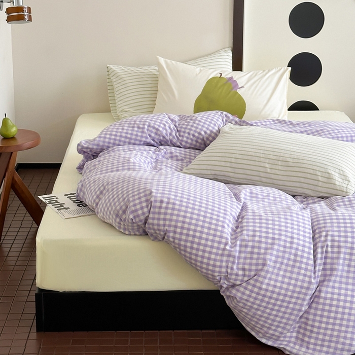 91家纺网 家纺一手货源 找家纺 艾沁家纺  2024新款32支全棉色织水洗棉四件套-紫猫+肥梨 紫格子