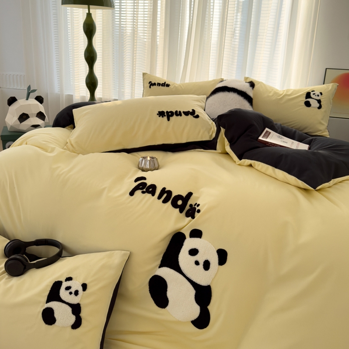 91家纺网 家纺一手货源 找家纺 曼谷家纺 年新款熊猫毛巾绣四件套柔软磨毛床上用品水洗棉套件 熊猫-芝士黑