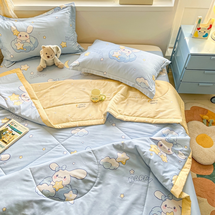 91家纺网 家纺一手货源 找家纺 菲梵家纺 2025春夏新品A类全棉喷气印花夏被 被子被芯 星之兔