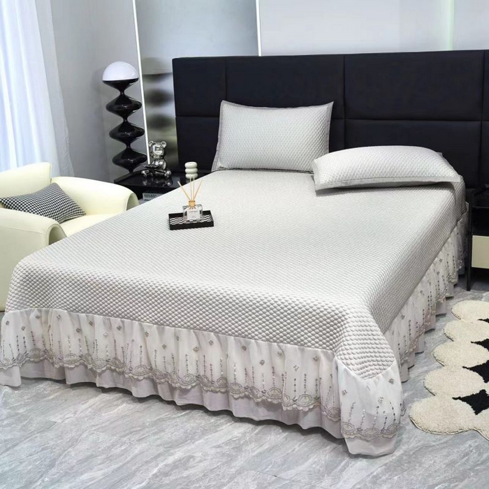 91家纺网 家纺一手货源 找家纺 青雅席业 2025新款舒适亲肤凉感冰豆豆网纱花边凉席 灰色