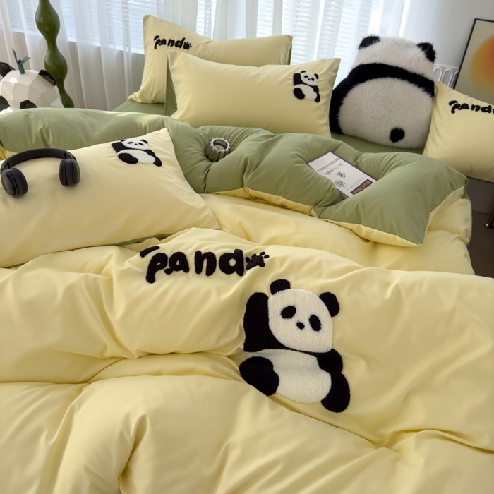 91家纺网 家纺一手货源 找家纺 曼谷家纺 年新款熊猫毛巾绣四件套柔软磨毛床上用品水洗棉套件 熊猫-芝士绿