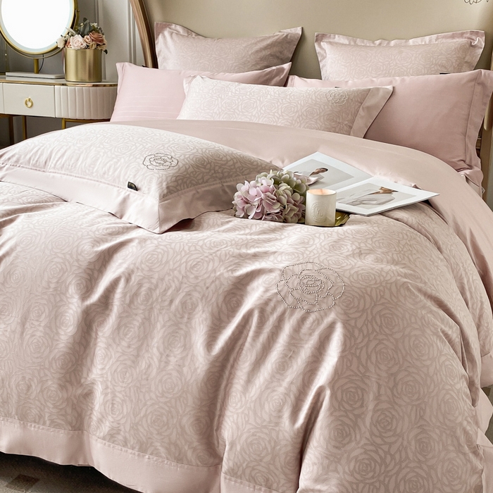 91家纺网 家纺一手货源 找家纺 品家居 2025新款长绒棉宽边印花四件套-邂逅 邂逅粉色