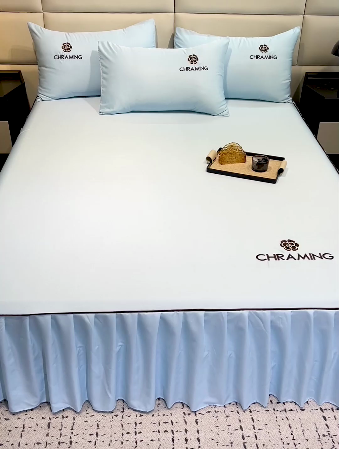 91家纺网 家纺一手货源 找家纺 极梦家纺（支持定制） 2025夏季新款纯色绣花水洗真丝单床裙三件套可提供买家秀 天水蓝