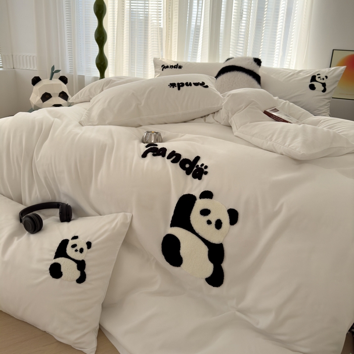 91家纺网 家纺一手货源 找家纺 曼谷家纺 年新款熊猫毛巾绣四件套柔软磨毛床上用品水洗棉套件 熊猫-黑格