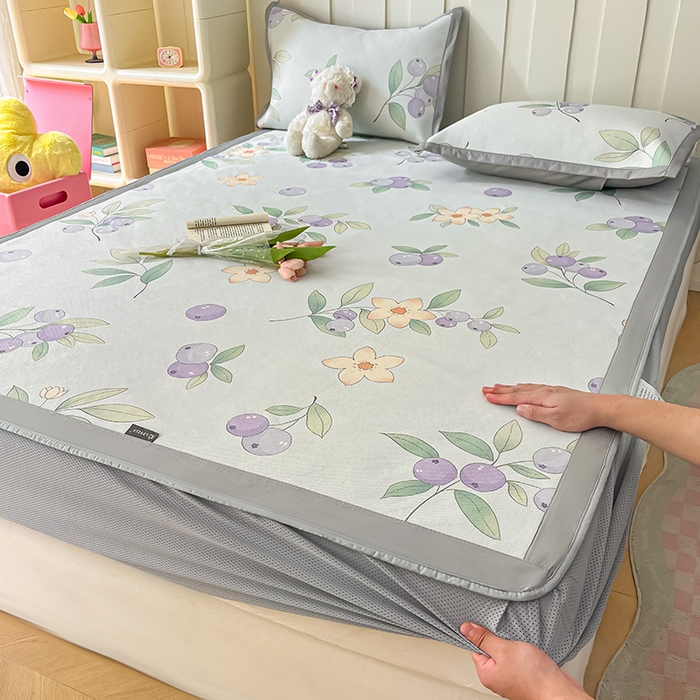 91家纺网 家纺一手货源 找家纺 安哆啦家纺 安哆啦家纺 2024新款A类冰藤印花凉席 蓝莓-床笠款