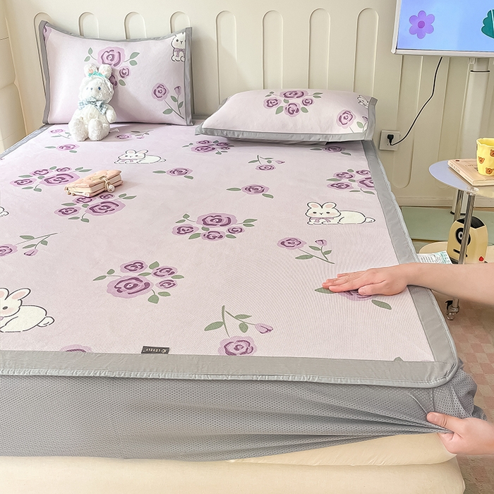 91家纺网 家纺一手货源 找家纺 安哆啦家纺 安哆啦家纺 2024新款A类冰藤印花凉席 紫花兔-床笠款