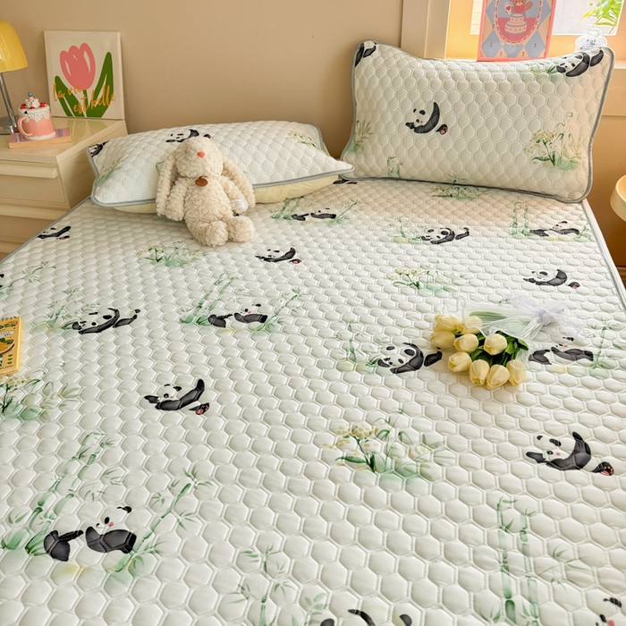 91家纺网 家纺一手货源 找家纺 简宜家居（朝初家纺） 2025新款凉感丝平铺席 熊猫团团