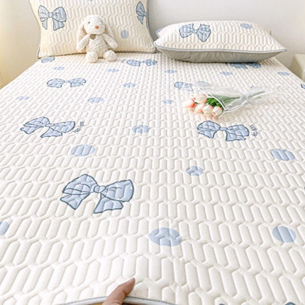 91家纺网 家纺一手货源 找家纺 （总）柒月家居 2024新款印花小清新床席款乳胶凉席系列