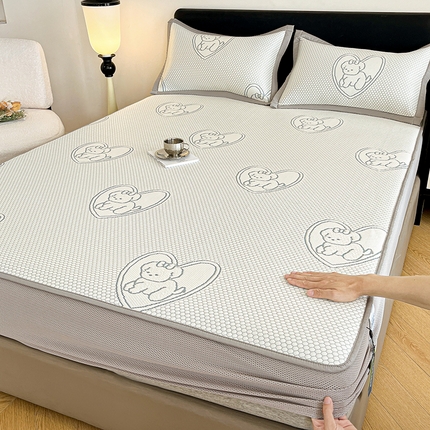 91家纺网 家纺一手货源 找家纺 （总）摩妮卡 2025新款PE中分子凉感提花冰豆豆凉席三件套床笠三件套