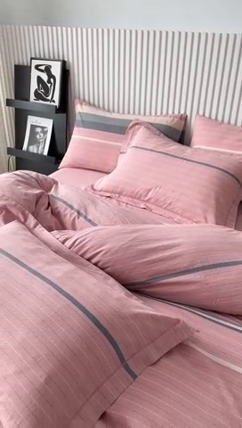 91家纺网 家纺一手货源 找家纺 三沁家居 2024新款格子色织全棉水洗棉四件套 宽边 豆蔻粉