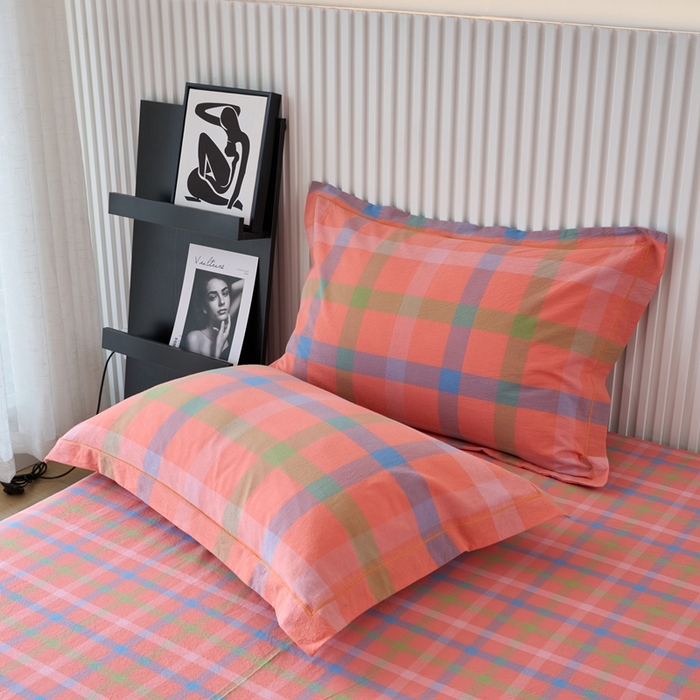 91家纺网 家纺一手货源 找家纺 三沁家居 2024新款格子色织全棉水洗棉四件套 宽边 彩格桔