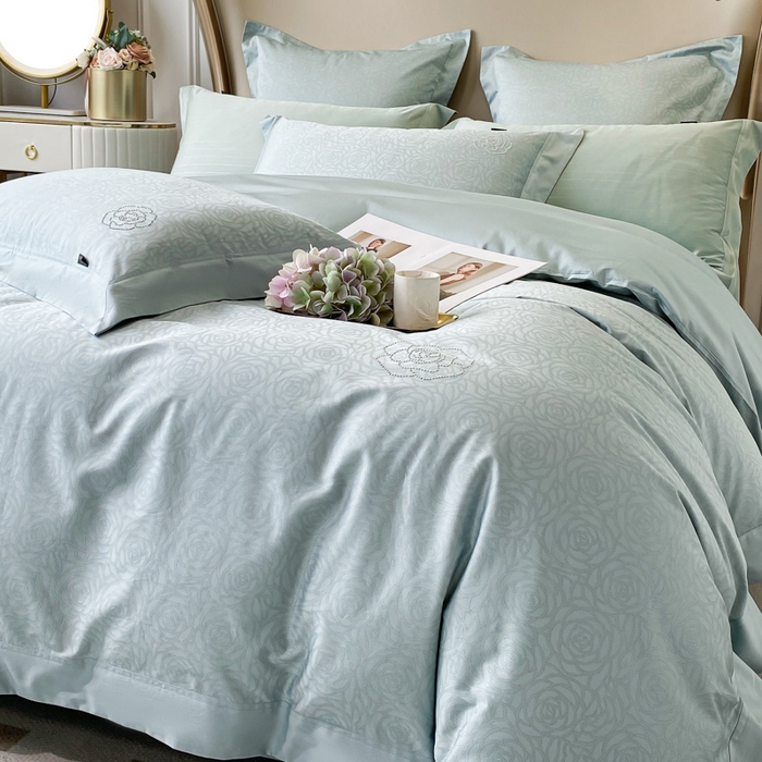 91家纺网 家纺一手货源 找家纺 品家居 2025新款长绒棉宽边印花四件套-邂逅 邂逅蓝色