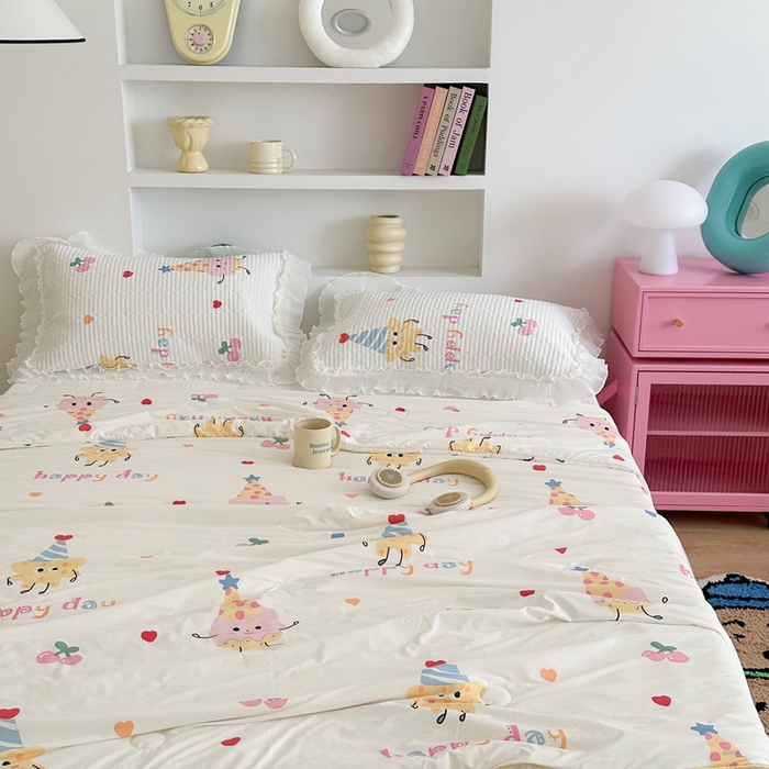 91家纺网 家纺一手货源 找家纺 昔可家纺 2024新款凉感冰皮床盖和同款夏被 樱桃曲奇