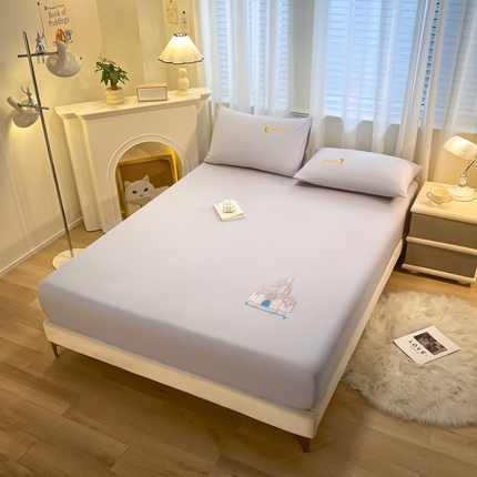 91家纺网 家纺一手货源 找家纺 暖季家纺2025新款40全棉绣花床笠梦幻王堡 山灰