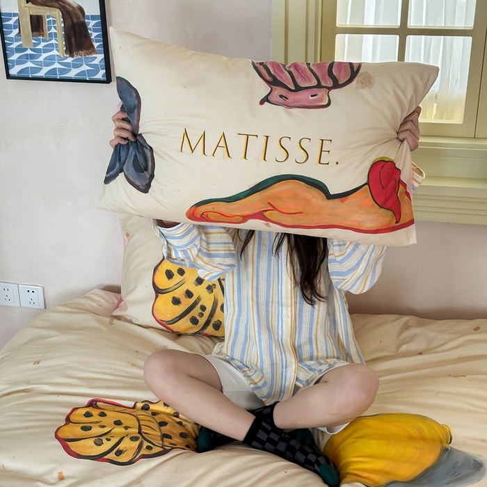 91家纺网 家纺一手货源 找家纺 艾沁家纺 2024新款a版40贡缎数码印花b版40水洗棉四件套-沉睡的马蒂斯场景一