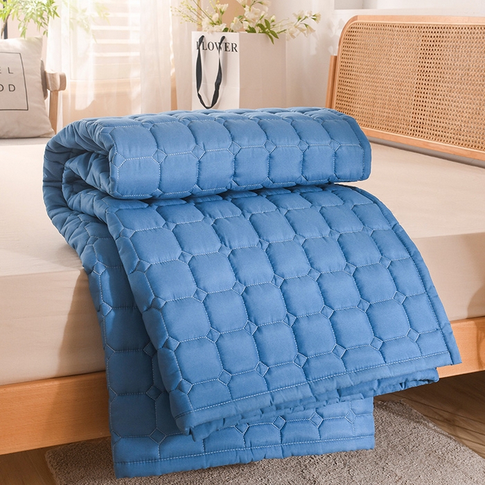 91家纺网 家纺一手货源 找家纺 恋绒家纺 2025升级款水洗棉床褥隔尿防水床垫隔尿垫护理垫床护罩垫子 防水款-远山蓝