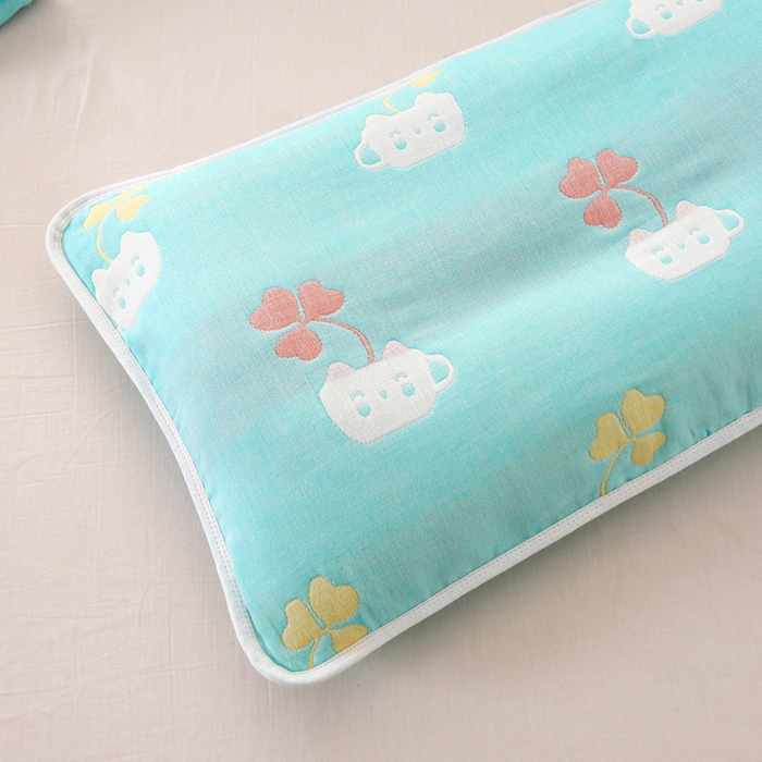 91家纺网 家纺一手货源 找家纺 朴尔家纺-毛巾被 2024新款全棉卡通六层纱布儿童枕套 杯中叶语兰