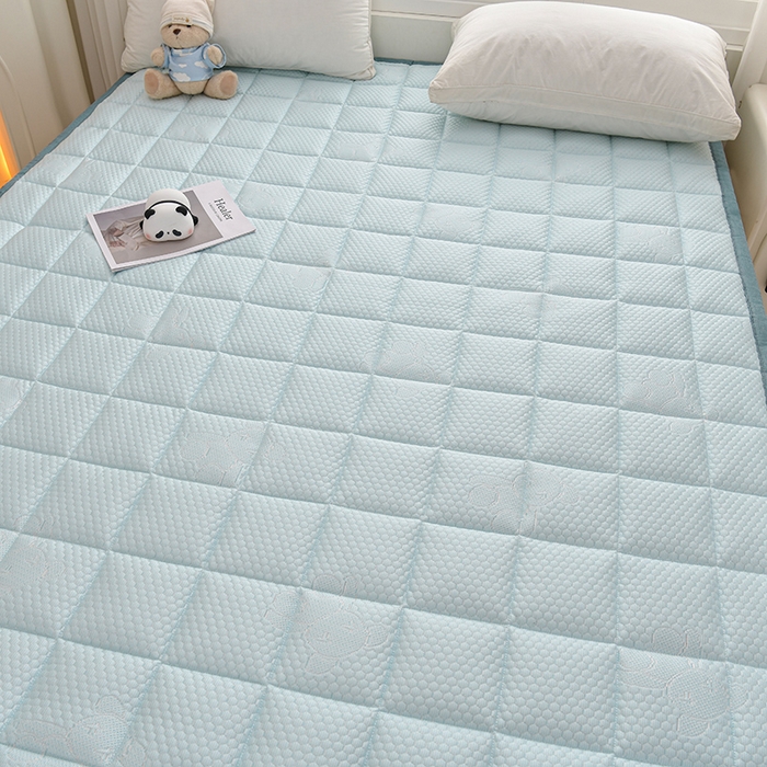 91家纺网 家纺一手货源 找家纺 富威堡家纺  2025高端凉感豆豆凉席款加棉加厚棉花床垫   尊贵蓝