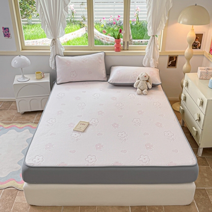 91家纺网 家纺一手货源 找家纺 柒月家居 2024新款PE豆豆床笠款 床笠-小花-粉