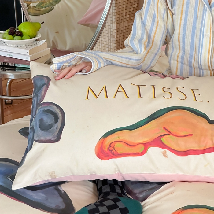 91家纺网 家纺一手货源 找家纺 艾沁家纺 2024新款a版40贡缎数码印花b版40水洗棉四件套-沉睡的马蒂斯场景一