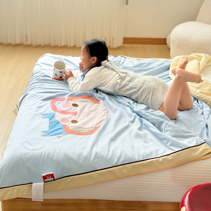 91家纺网 家纺一手货源 找家纺 喜多兔儿童家纺 2024新款莫代尔夏被空调被-萌宝宝系列 蓝色小象问问