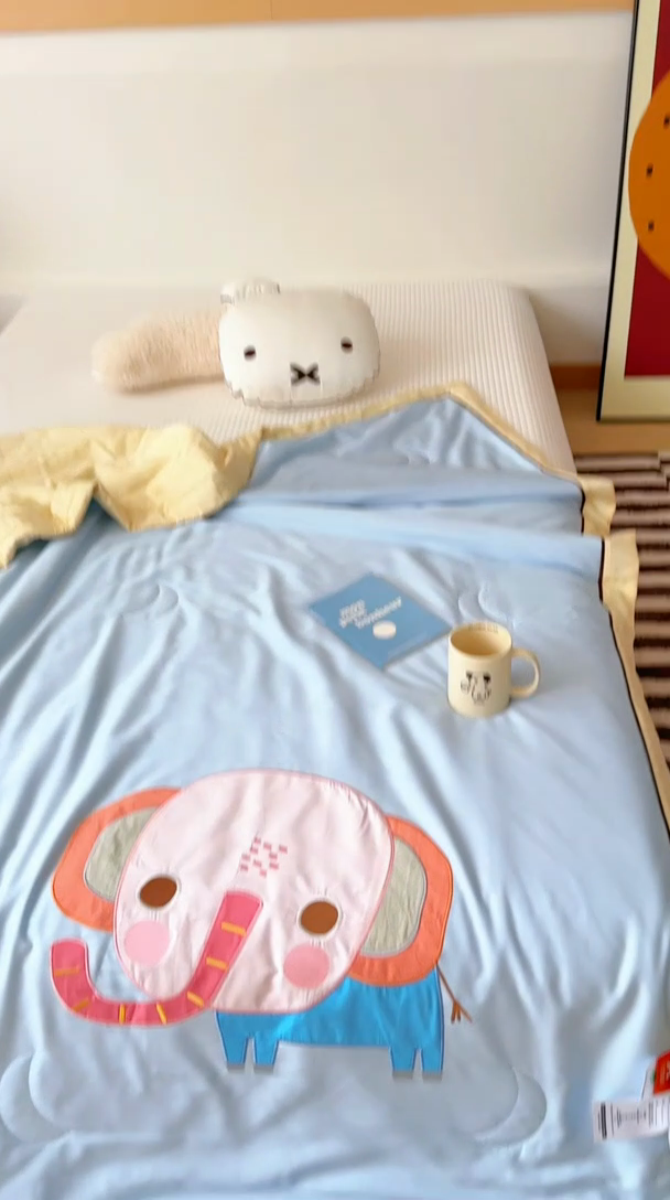 91家纺网 家纺一手货源 找家纺 喜多兔儿童家纺 2024新款莫代尔夏被空调被-萌宝宝系列 蓝色小象问问