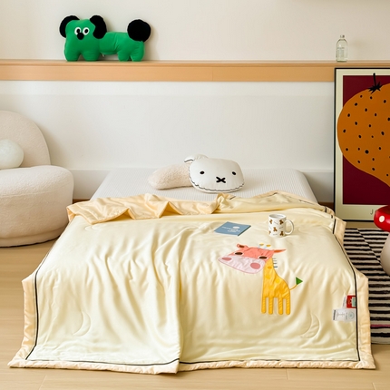 喜多兔儿童家纺 2024新款莫代尔夏被空调被-萌宝宝系列 黄色长颈鹿萌萌