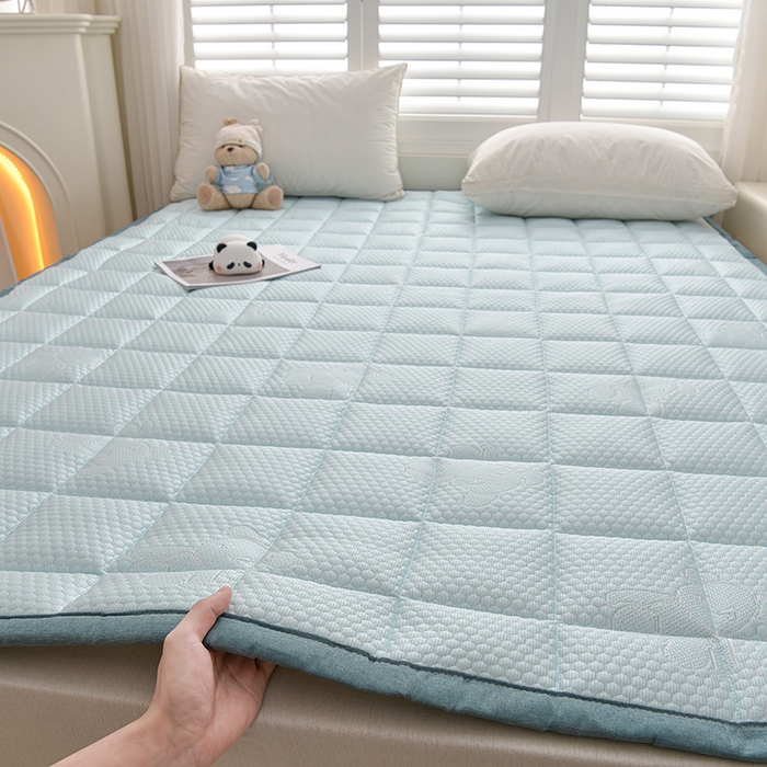 91家纺网 家纺一手货源 找家纺 富威堡家纺  2025高端凉感豆豆凉席款加棉加厚棉花床垫   尊贵蓝