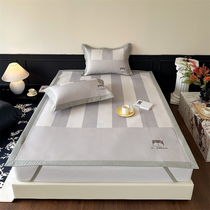 91家纺网 家纺一手货源 找家纺 甜梦 2024新款母婴级7A抗菌养生冰藤席影棚1—平席款 美梦熊-平席款