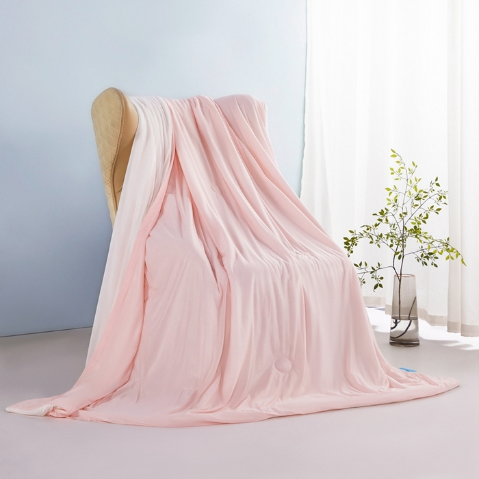 91家纺网 家纺一手货源 找家纺 美宜家 2025新款A类氨纶凉感丝冰激凌夏被被子被芯 粉白