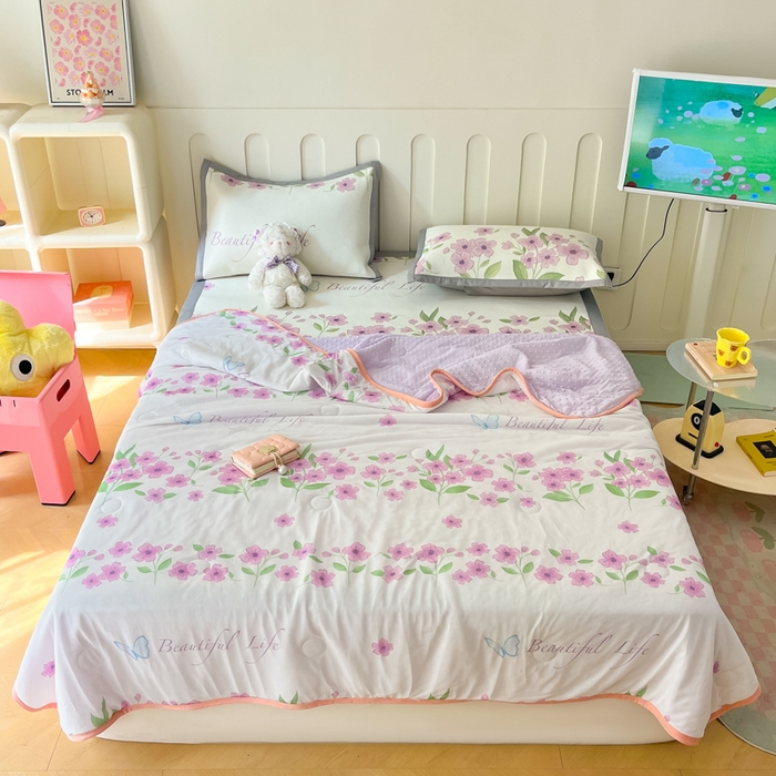 91家纺网 家纺一手货源 找家纺 安哆啦 2024新款A类凉感丝冰豆豆夏被冰丝席冰藤席四件套 夏被-浪漫花语