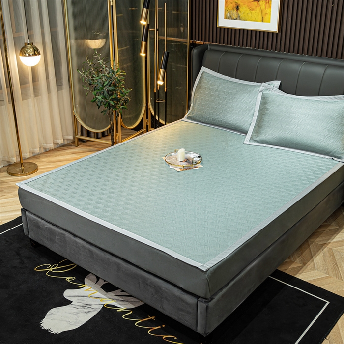 91家纺网 家纺一手货源 找家纺 共鸣沙发垫 新款简约冰丝凉感凉席 冰丝绿