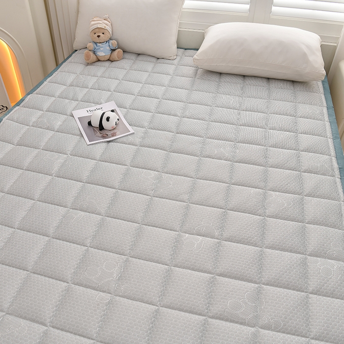 91家纺网 家纺一手货源 找家纺 富威堡家纺  2025高端凉感豆豆凉席款加棉加厚棉花床垫   尊贵灰