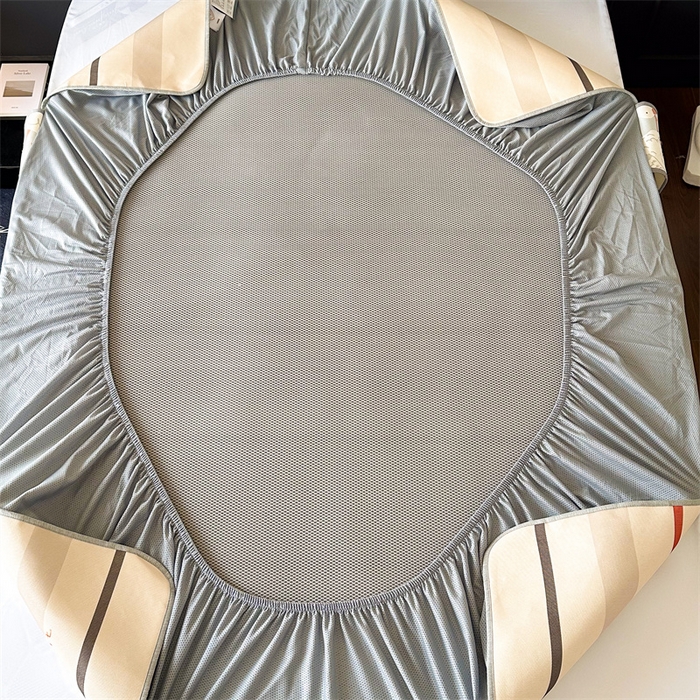 91家纺网 家纺一手货源 找家纺 甜梦 2024新款母婴级7A抗菌养生冰藤席影棚1—床笠款 条纹小兔（床笠款）