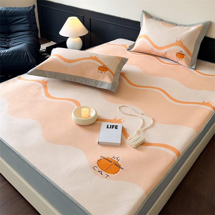 91家纺网 家纺一手货源 找家纺 甜梦 2024新款母婴级7A抗菌养生冰藤席影棚1—床笠款 皇冠橘子猫（床笠款）