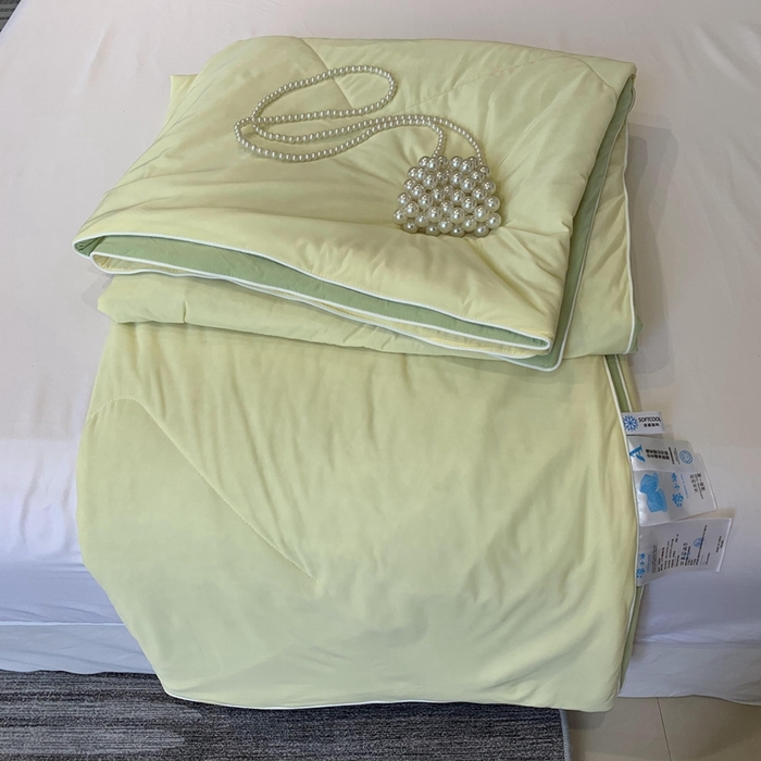 91家纺网 家纺一手货源 找家纺 奈萝家纺 2025新款A类凉感丝小凉皮夏被可机洗夏被新品空调被 百香果