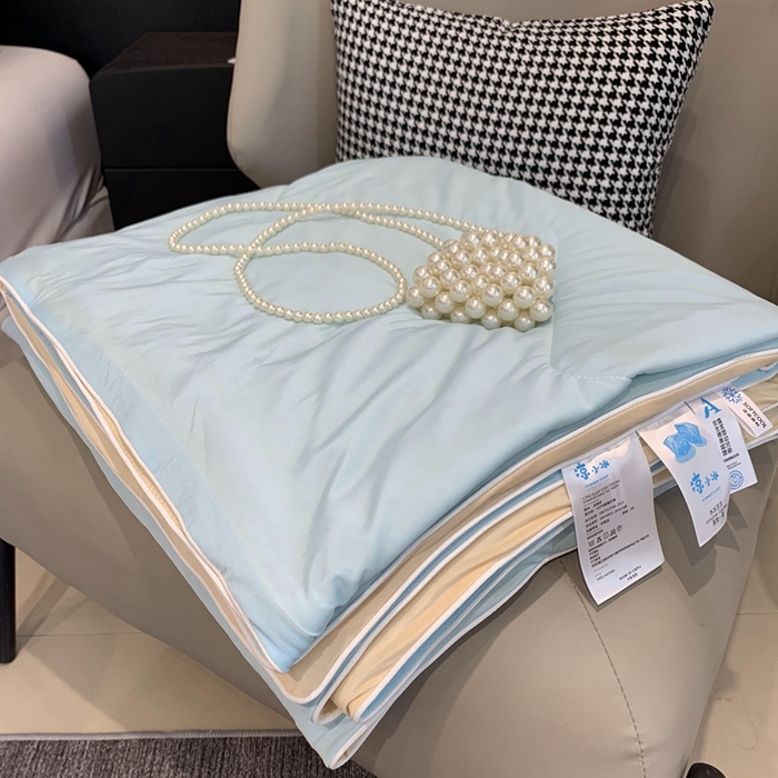 91家纺网 家纺一手货源 找家纺 奈萝家纺 2025新款A类凉感丝小凉皮夏被可机洗夏被新品空调被 蒂芙尼蓝